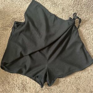 Old Navy Charcoal Tie-Side Shorts